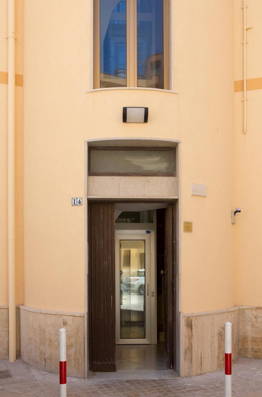 B&B Piazza Vittorio Trapani Exterior foto